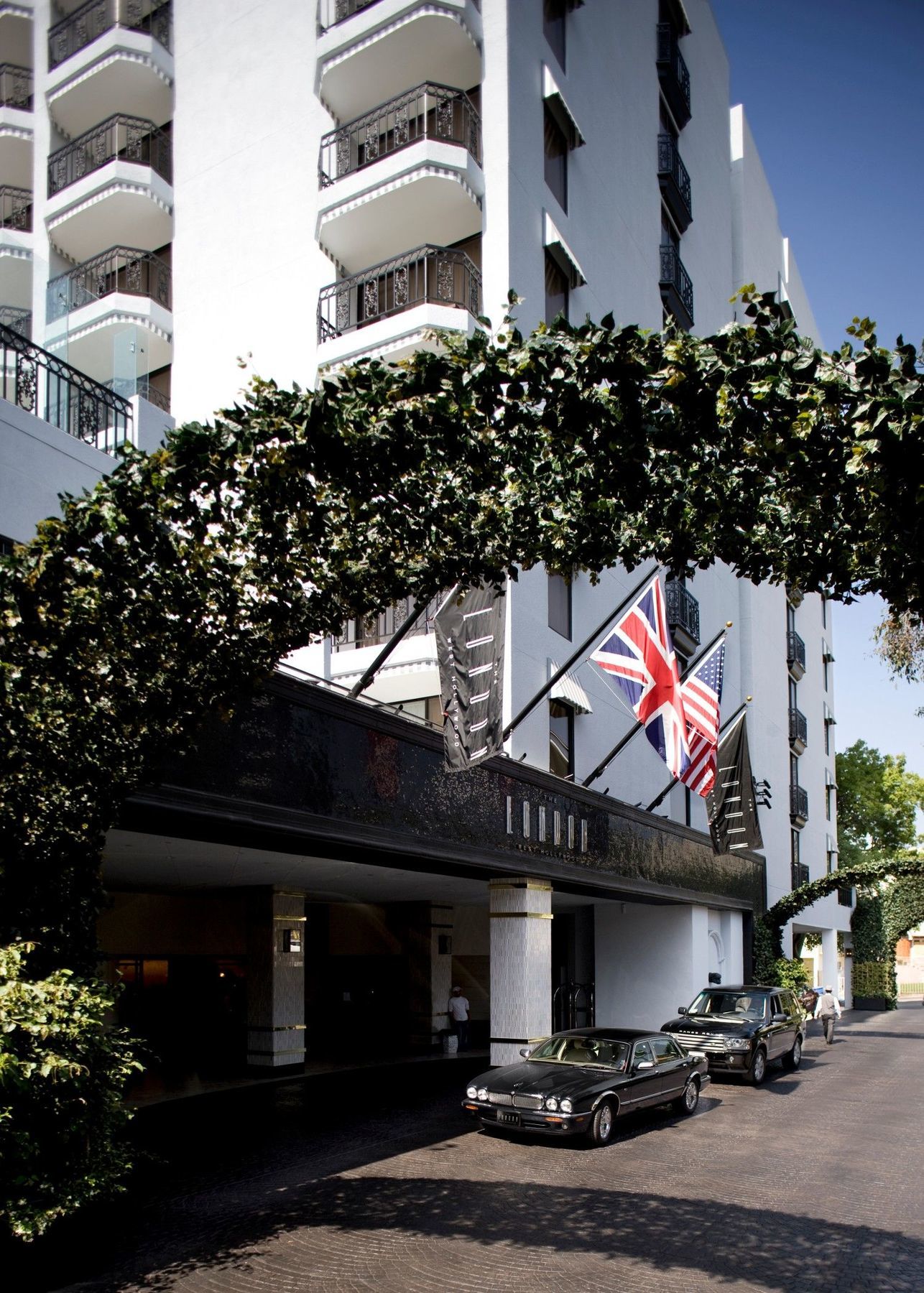 The London West Hollywood At Beverly Hills Exteriör bild The British Embassy in Athens