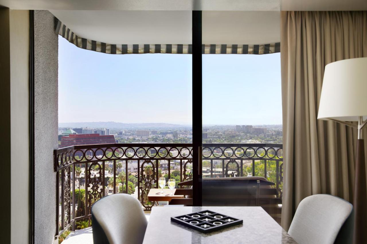 The London West Hollywood At Beverly Hills Exteriör bild View from a suite
