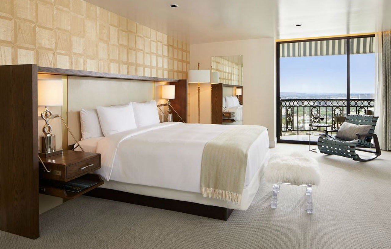 The London West Hollywood At Beverly Hills Exteriör bild A bedroom at the Wynn